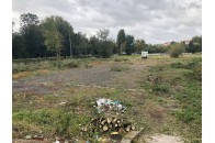 У Луцьку розчищають територію під сучасний баскетбольний майданчик