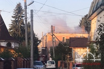 У Луцьку – масштабна пожежа в міському шпиталі: вогонь гасили рятувальники з трьох міст (фото, відео)