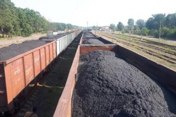 Волинський нардеп розповів, звідки привезене вугілля, яке блокують активісти на Львівщині