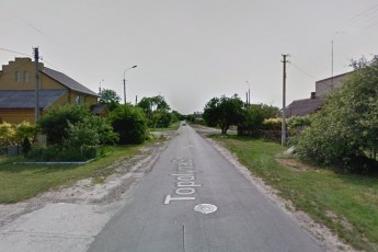 Дорогу зробили – тротуар зник: у Луцьку просять облаштувати доріжку для школярів