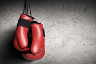 Відомий український боксер відмовився від чемпіонського титулу