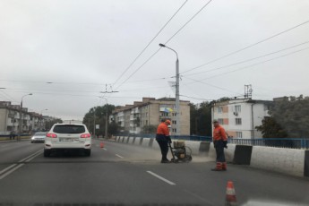 У Луцьку можливі затори через ремонт мосту (фото)