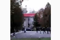 У центрі міста на Волині горіла будівля колишнього банку (відео)