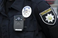 На Волині п'яна жінка побила поліцейського