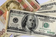 У Нацбанку пояснили коливання курсу гривні до долара
