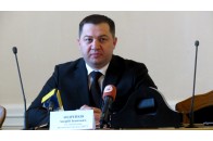 Скандальний екс-митник бажає повернутись на Волинську митницю та отримати зарплату за останніх три роки (відео)