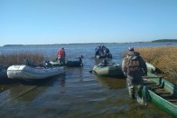 Пошуки луцького посадовця тривають: уже обстежили 15 гектарів дна озера
