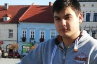 У Польщі збирають кошти на порятунок українця, на якого з висотки впав самогубець