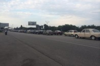 На волинській та інших західних митницях утворилися величезні черги з автівок