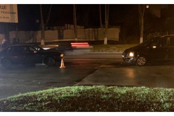 У Луцьку зіштовхнулися два автомобілі (фото)