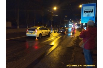 У Луцьку внаслідок лобового зіткнення автомобілів постраждав пасажир (фото)
