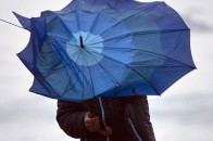 Листопад поступово розкручується: синоптик попередила про штормовий вітер і похолодання
