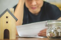 Видурив чималу суму грошей: поліція викрила лучанина у шахрайстві