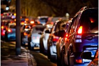 На одній із вулиць Луцька кілометровий затор: заблокована вулиця через слідчий експеримент (фото)