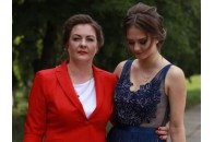 Страшна хвороба у матері та доньки: лучанин просить врятувати його родину