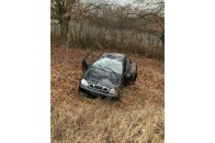 На Волині автівка злетіла з дороги (фото)