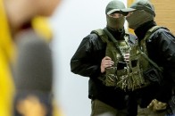 Справа митників: НАБУ затримало 10 осіб через підозру у створенні ОЗГ