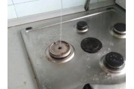 У лучан з кухонних плит замість газу полилася вода