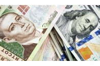 Наступний тиждень розпочнеться з рекордного падіння курсу долара (курс валют)
