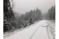 Справжня зима: українські Карпати завалило снігом (фото)