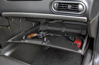 На Волині під час переслідування зловмисники кинули авто 