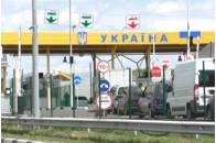 На кордоні з Польщею утворилася масштабна черга