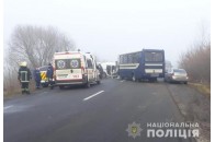 Постраждала дитина та ще двоє дорослих: повідомили деталі жахливої аварії на Волині за участі рейсового автобуса (фото)
