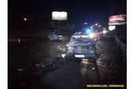 Головні новини Волині 22 грудня: у Луцьку жінка з дитиною на позашляховику протаранила легковик; вибори на Волині: стало відомо скільки осіб…