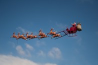 Merry Christmas: над Україною пролетів казковий Santa Claus