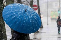 Погода на завтра: синоптики розповіли, в яких областях очікувати сніг