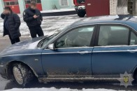 У Луцьку двоє чоловіків вдерлися у квартиру та, погрожуючи ножем господарю, пограбували