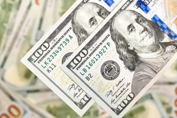 Що буде з доларом після Нового року: банкіри дали прогноз