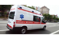 У Києві на вулиці знайшли голого неадеквата (відео 18+)