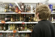 У Луцьку підліток вкрав у магазині алкоголь
