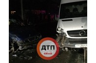 П'яний поліцейський скоїв аварію та втік з місця пригоди, залишивши на ньому дружину з маленькою дитиною, яким потрібна була допомога