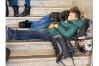 Понад 140 українців майже добу очікують на свій рейс в Італії