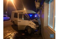 У місті на Волині мікроавтобус 