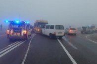На Рівненщині сталася масштабна аварія за участі 7 авто, є потерпілі (фото)