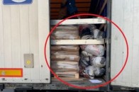На Волинь знову намагались провезти партію одягу під виглядом 