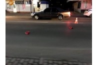 У місті на Волині автомобіль збив жінку, – ЗМІ (фото, відео)