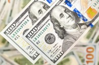 Долар і євро впали: курси валют на 27 січня