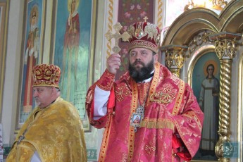 ПЦУ покарала митрополита Луцького та Волинського Михаїла за святкування Різдва 25 грудня