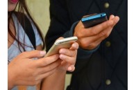 Українці зможуть голосувати на виборах за допомогою смартфону