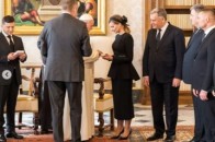 Чому Олена Зеленська прийшла до Папи Римського в чорному: з'явилося пояснення