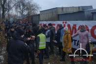 У Луцьку демонтують паркан на Старому ринку (фото/відео)