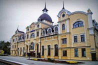 У Луцьку евакуювали людей із залізничного вокзалу