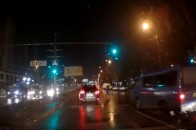 У Луцьку дитина перебігала дорогу і ледь не спричинила ДТП (відео)