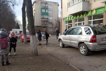 Очевидці повідомили деталі аварії, у якій постраждала 16-річна дівчинка у Луцьку