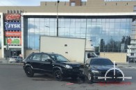 У Луцьку на Рівненській зіткнулися два автомобілі