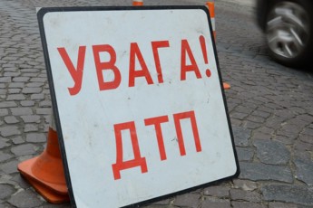 У Луцьку – аварія за участі двох автівок та маршрутки: постраждала дитина